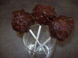 Cake pops au chocolat crunchy