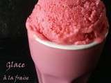 Glace à la fraise, framboise et cerise