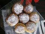 Petits Beignets au Sucre Glace