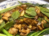 Poulet sauté aux 3 parfums, shiitake et choy-sum