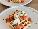 Gaufres de courgettes, saumon fumé et burrata