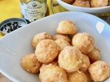 Gougères au fromage et poivre voatsiperifery