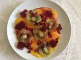 Carpaccio de mangue et kiwi, gelée d'hibiscus et grenade