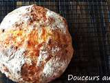 Pain irlandais au soda, cheddar et romarin (irish soda bread)