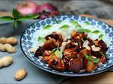 Poulet caramélisé au piment, basilic thaï et cacahuètes