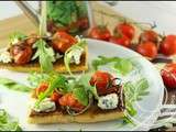 Tartines du Sud, tomates cerise et bleu