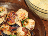 Boulettes de dinde sur lit de semoule aux champignons de paris