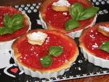 Tartelettes sablees au fondant fraises et basilic