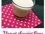 Yaourt chocolat blanc coulis de framboises