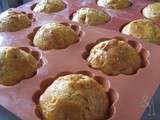 Muffins tomates confites, lardons et romarin