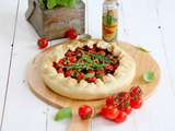 Tarte aux tomates cerises, olives et pili-pili