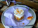 Verrine aux pommes caramélisées, sablés émiettés et chantilly au yaourt