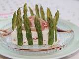 Charlottes d’asperges vertes au chèvre et jambon de parme