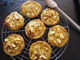 Tartelettes aux pommes et crème d'amande citronnée