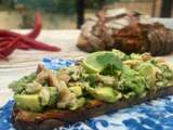 Tartines d’avocat au crabe ♨︎