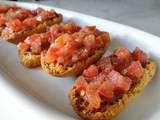 Tartines de thoïonade et tomates fraîches