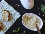 Rillettes au poulet, ricotta et pignons