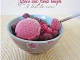 Glace aux fruits rouges et lait de coco