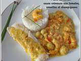 Filets de merlan et sauce crémeuse aux tomates, crevettes et champignons