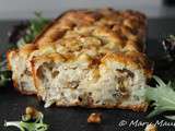 Cake au roquefort, à la poire et aux noix