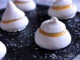 Mini Meringues, curd Mangue-Citron