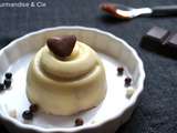 Mousse au chocolat noir, dôme chocolat blanc, cœur caramel