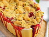 Crumble aux fraises et rhubarbe à la menthe