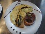 Agneau émincé au balsamique et romarin miélé, polenta aux asperges croquantes