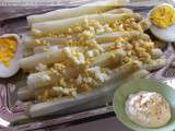 Pointes d'Asperges sauce Gut