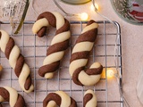 Biscuits de Noël sablés en forme de canne à sucre