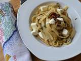 Fettucine aux épinards, aux tomates et mozzarella