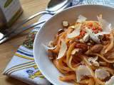 Spaghetti au pesto rosso et amandes