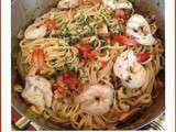 Linguines aux gambas, supions, artichauts et champignons