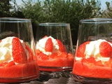 Verrines fraises mousse au chocolat blanc keto