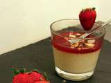 Panna cotta pistache & coulis de fruits rouges