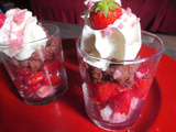 Verrines faciles aux Fraises, Glace au Chocolat