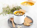 Soupe potimarron carottes et crackers maisons avec le blender scott