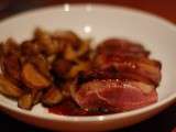 Magret de canard sauce au vin rouge et à l'orange et pommes de terre sarladaises