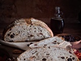 Pain de campagne aux noix de pécan, aux cranberries et sirop d'érable