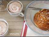 Cardamome Buns et mousse de framboises et rhubarbe