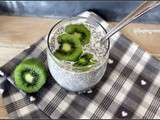 Compile moi un menu , on veut du Light , pudding de chia au lait d'amande et au kiwi