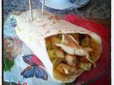 Wrap poulet concombre laitue iceberg et mayonnaise au curry