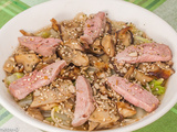 Soupe de canard au chou chinois, champignons et nouilles