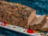 Terrine de foies de volaille, chair à saucisses et orties