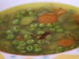 Potage aux fèves, petits pois et safran