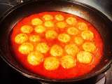 Atelier Tagine de boulettes de merlan à la sauce tomate Maison et Coriandre