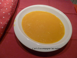 Velouté de carottes aux poireaux et au curry doux