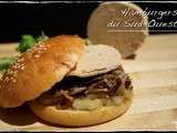 Hamburgers du Sud-Ouest, foie gras, oignons et canard confits