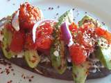 Tartines de patate douce-ricotta-avocat-tomate