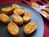 Minis quiches sans pâte au saumon, à la tomate et au mascarpone